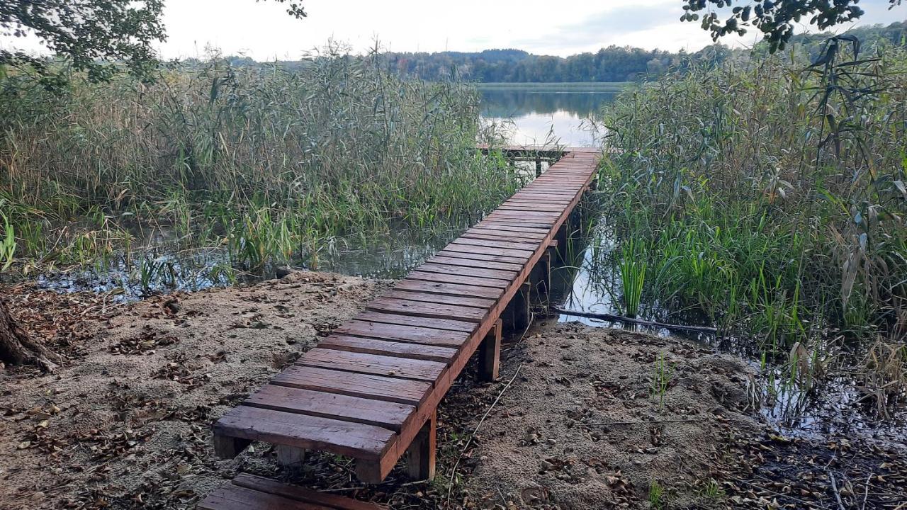 Domki Nad Jeziorem "Polwysep Suryty" Eksteriør bilde